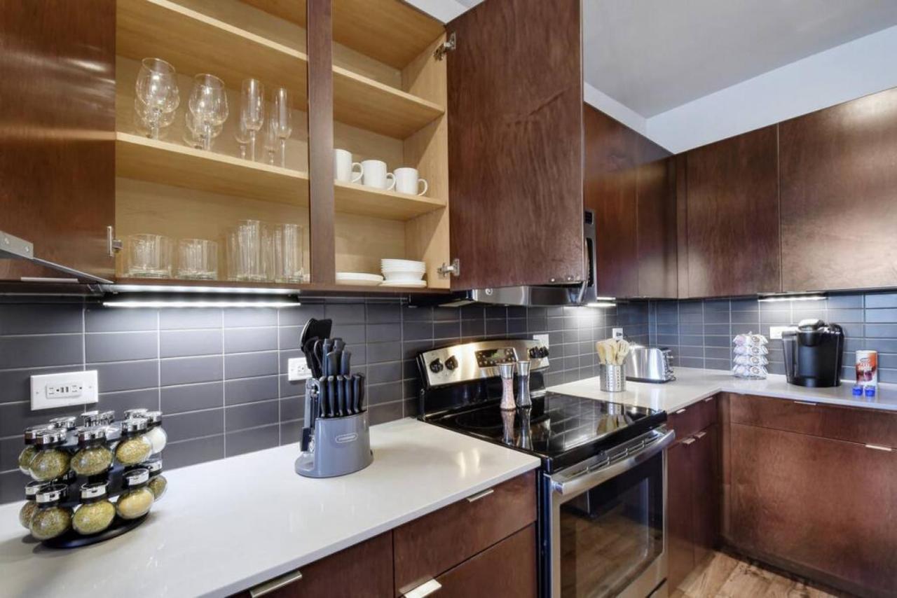 2Br Southtown Luxury Staycation Riverwalk Pool Gym San Antonio Exteriör bild